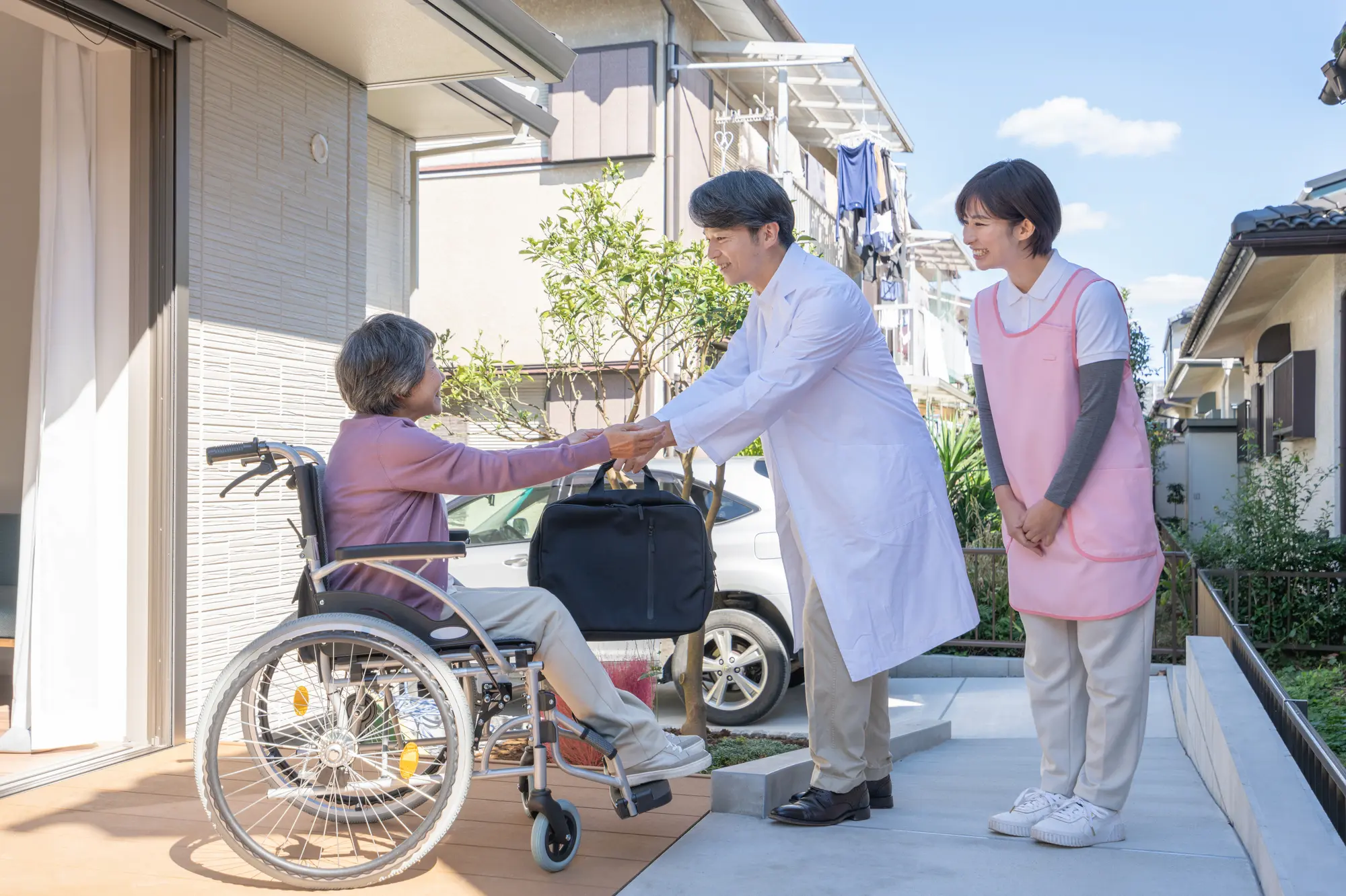 訪問診療ありよし脳神経内科・嚥下クリニックは新川にある訪問診療・脳神経内科です。通院が困難な方、退院後のケアが必要な方などの在宅療養を24時間体制でサポートいたします。